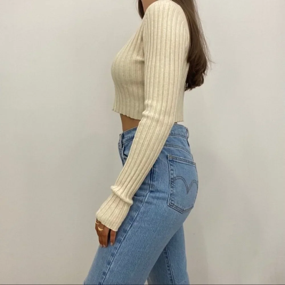 NWT Cropped Sweater - Picture 4 of 7